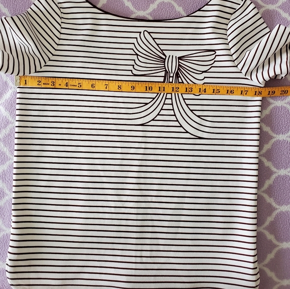 RW& Co. Top - Picture 3 of 12